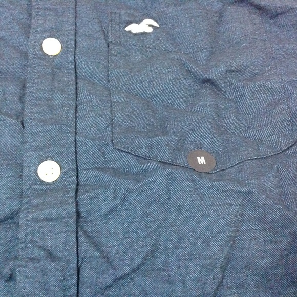 Hollister Men's Casual Button Down Shirt Navy Blue - Picture 2 of 5